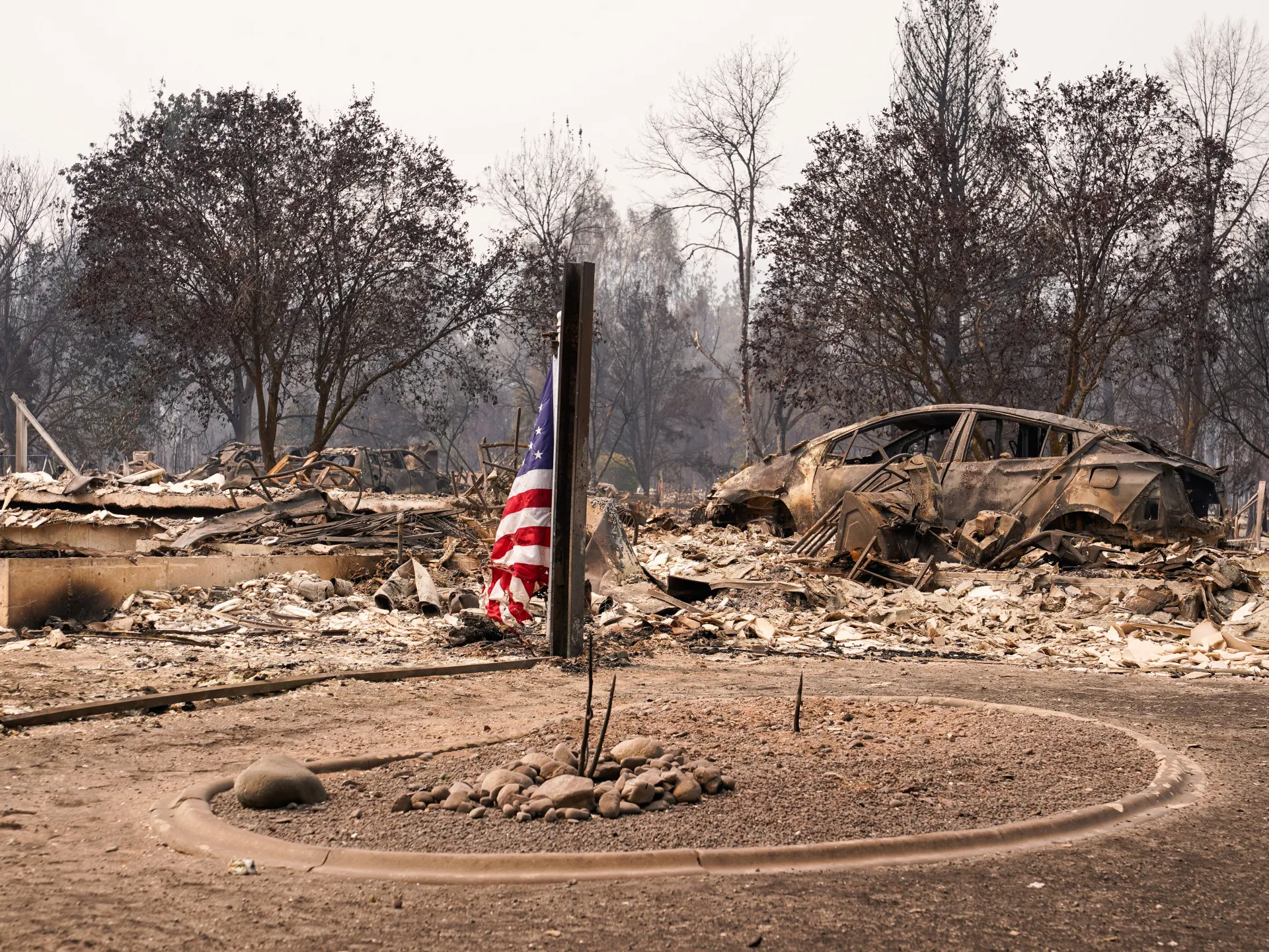 Unprecedented Wildfire Crisis Grips Washington State, Spokane Region Devastated