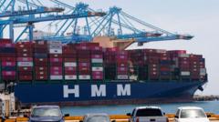 US States Challenge Trump Administration's Latest Tariff Implementation